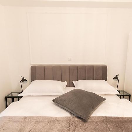 Luxury Rooms With Balcony Задар Екстер'єр фото
